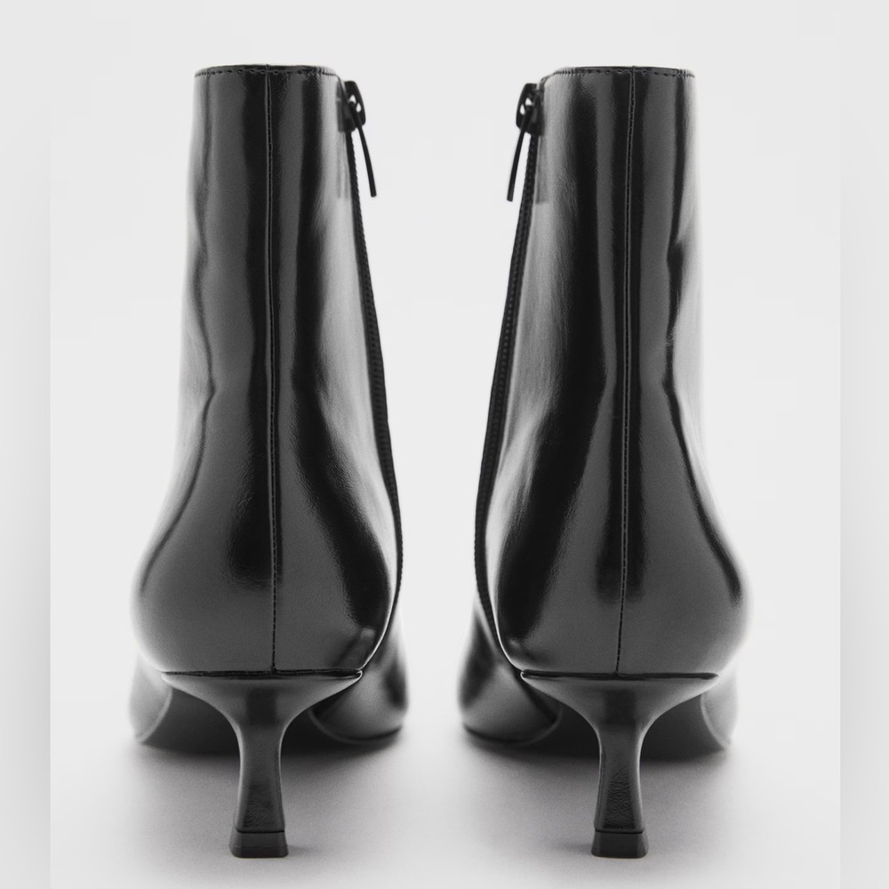 NWB Mango Faux Leather Kitten Heel Ankle Boots Size 6.5 - Picture 3 of 6